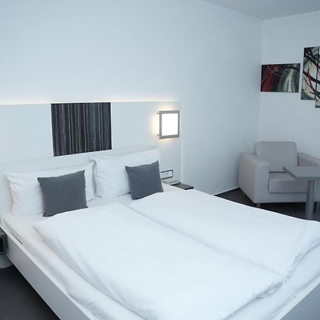 Weber Hotel MHG Buitenkant foto